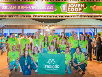 jovens-tradicao-marcam-presenca-em-encontro-nacional-do-agro