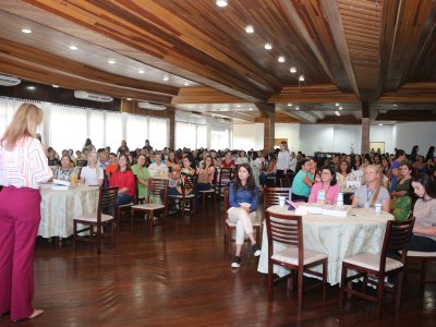 coopertradicao-participa-de-eventos-alusivos-ao-dia-internacional-da-mulher