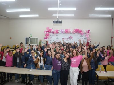 outubro-rosa-na-coopertradicao-cuidando-da-saude-feminina