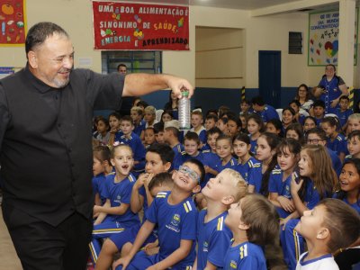 coopertradicao-celebra-junho-verde-com-espetaculo-de-magica