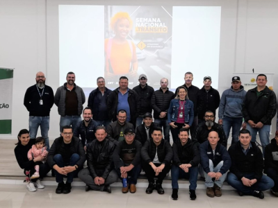 motoristas-da-coopertradicao-participam-de-palestra-de-conscientizacao