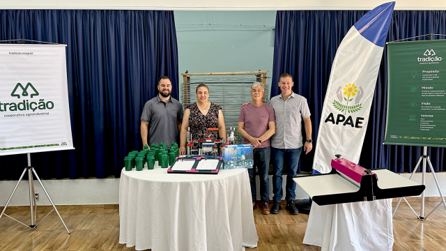 cooperativa-tradicao-firma-parceria-com-a-apae-de-pato-branco