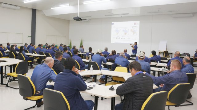 coopertradicao-lanca-campanha-de-verao-para-safra-2022-2023