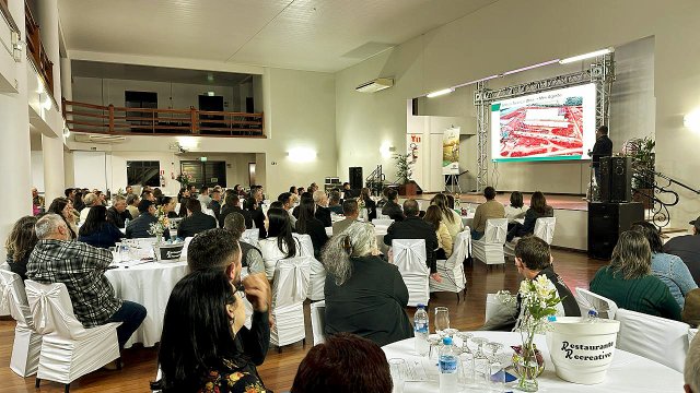 coopertradicao-promove-evento-de-casais-para-familias-cooperadas-de-nonoai-rs