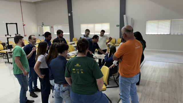 coopertradicao-promove-treinamento-para-colaboradores