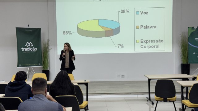 tradicao-promove-treinamento-de-oratoria-para-fortalecer-a-comunicacao