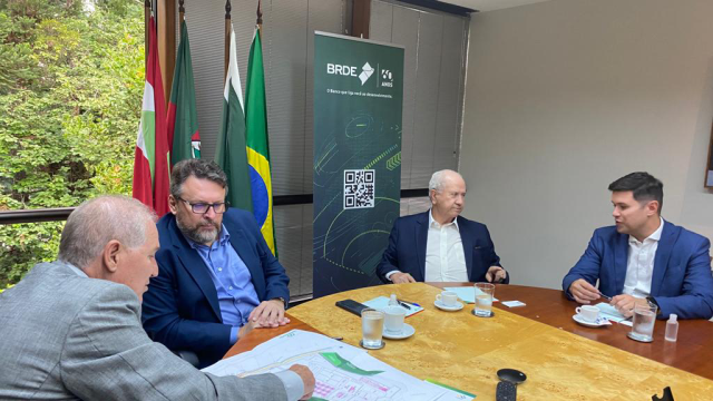 comitiva-da-coopertradicao-visita-brde-e-sanepar-em-curitiba