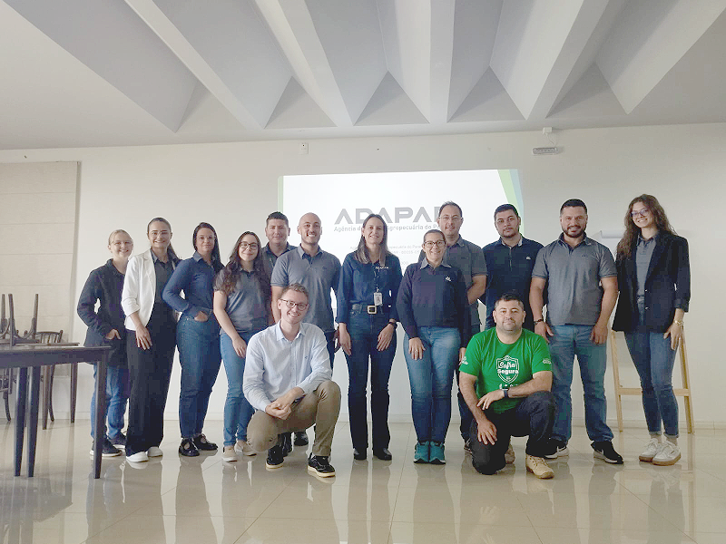 Adapar realiza palestra sobre normas de armazenagem de agroqu�micos