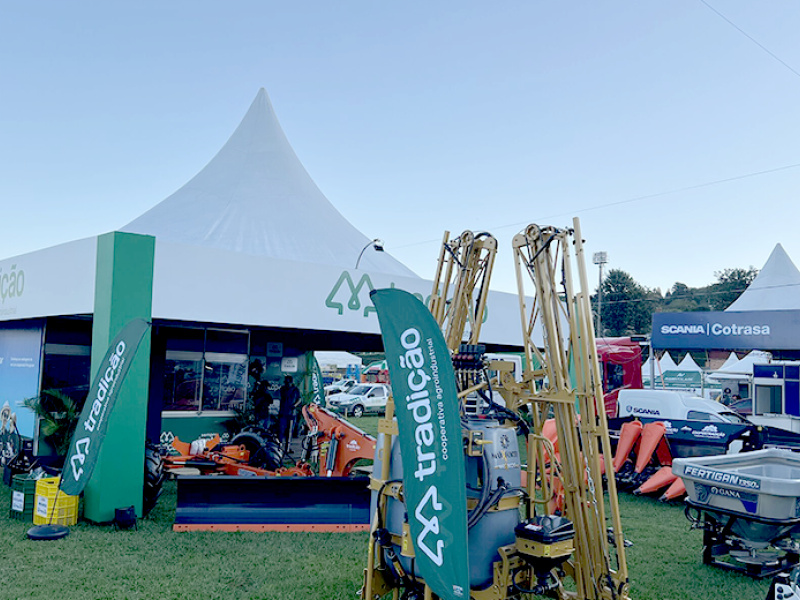 Cooperativa Tradi��o marca presen�a na ExpoVivida 2025
