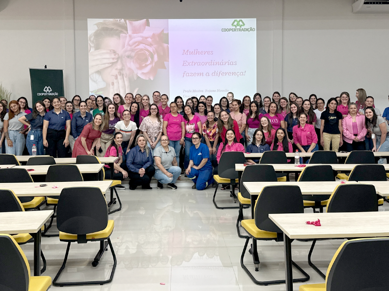 Coopertradi��o promove palestra especial em comemora��o ao Outubro Rosa