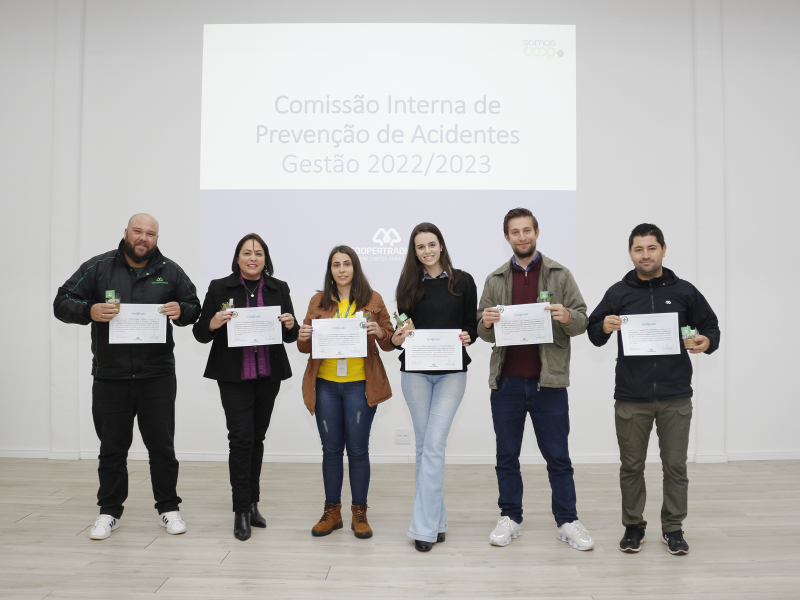 Novos representantes da Cipa Coopertradi��o tomam posse