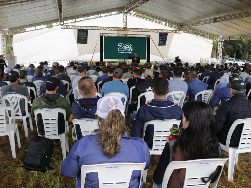 Dia de Campo de Inverno re�ne cooperados de todas as unidades