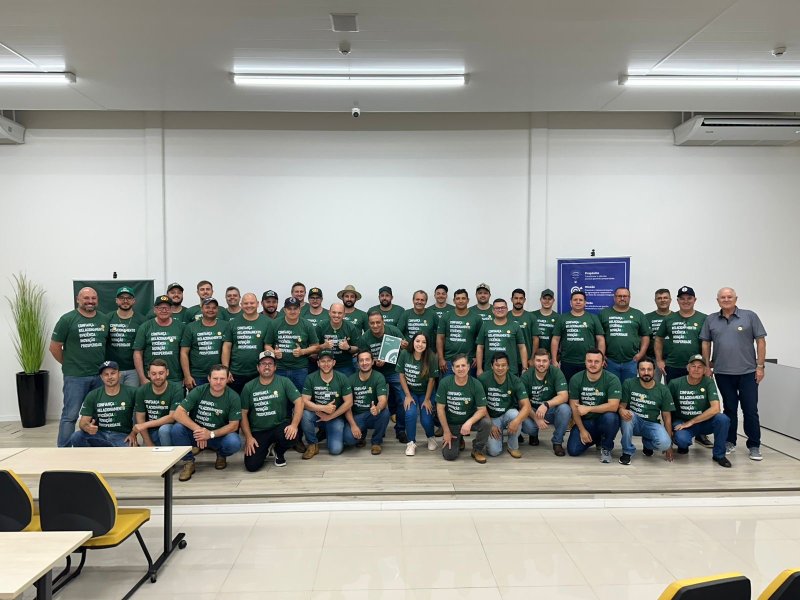 Cooperativa Tradi��o encerra Programa Chave