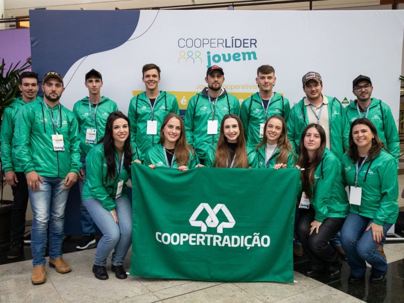 Jovens Tradi��o participam do Cooperl�der Jovem 