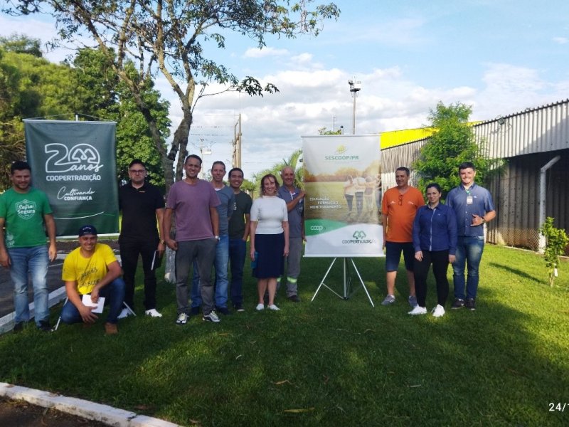 Colaboradores da Ind�stria de Soja passam por treinamento de gest�o de pessoas para l�deres 