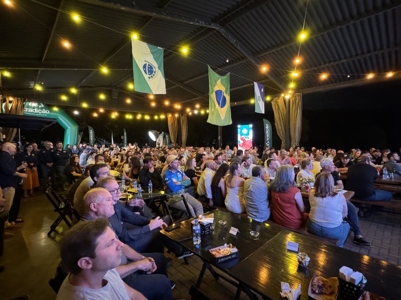 Cooperativa Tradi��o anuncia expans�o para Guarapuava e refor�a parceria com AGT Seeds