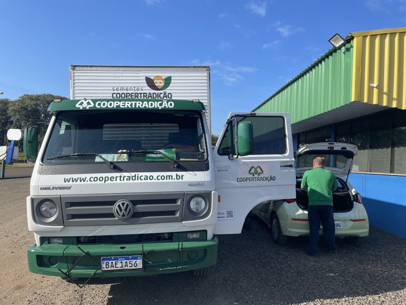 Transcooper organiza mais uma vistoria veicular feita pelo Programa Despoluir