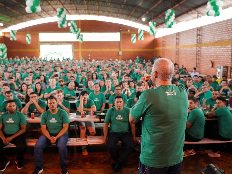 Cooperativa Tradi��o encerra 2024 com confraterniza��o 