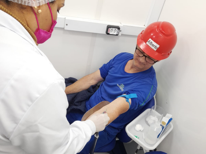 Carreta do Sesi realiza exames em cooperados e colaboradores da Coopertradi��o 
