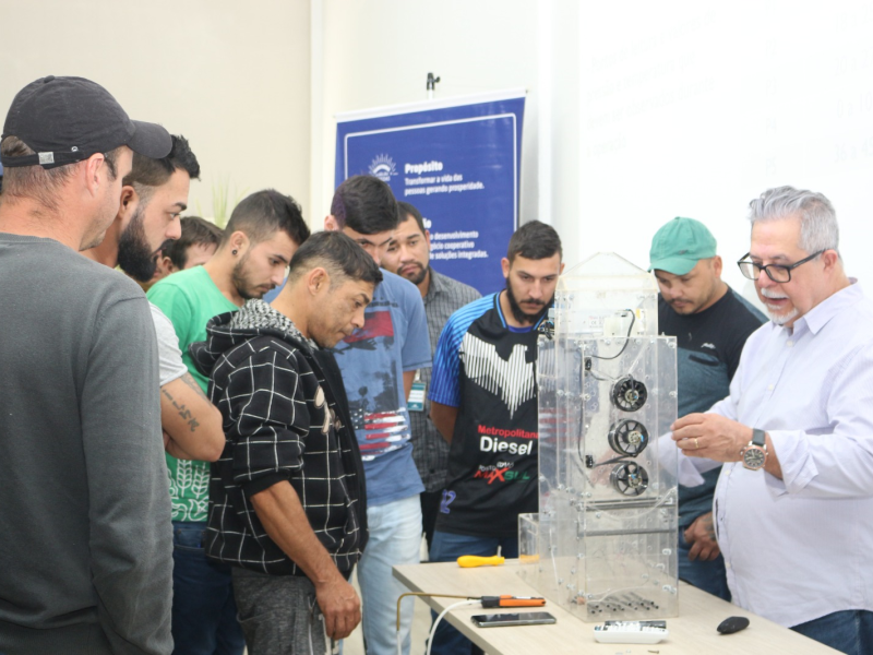 Coopertradi��o oferece treinamento de efici�ncia operacional aos seus colaboradores 