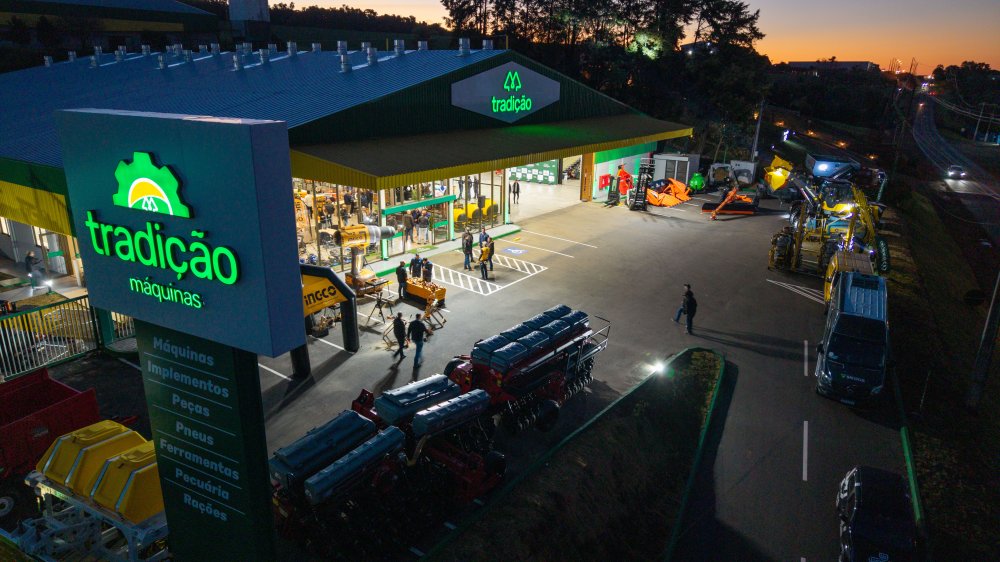 Cooperativa Tradi��o inaugura loja e amplia atendimento ao produtor rural