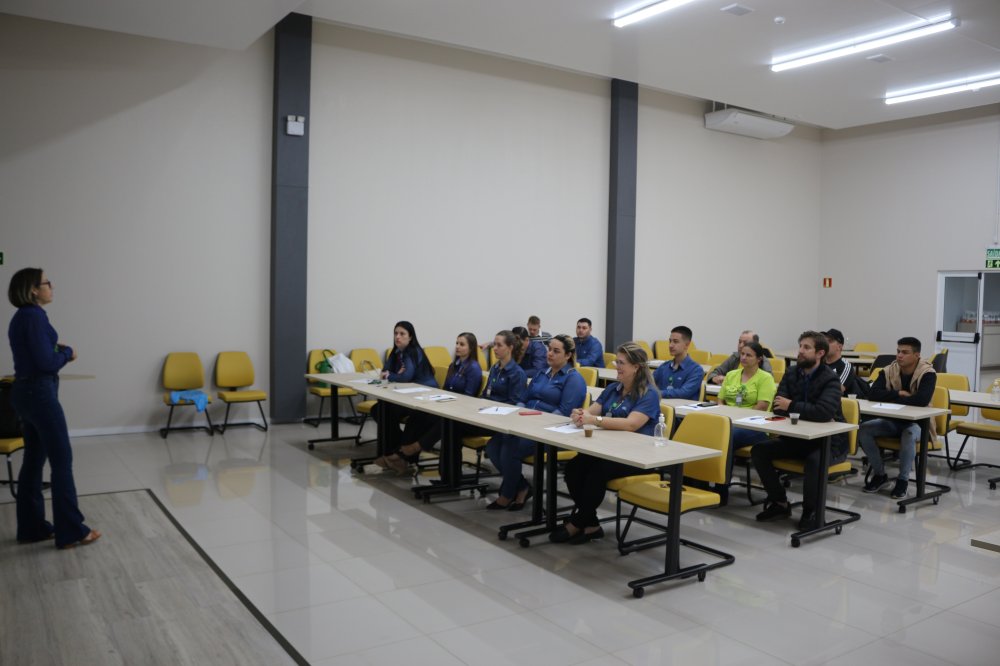 Inicia programa Cuide-se Mais - Alimenta��o Saud�vel 