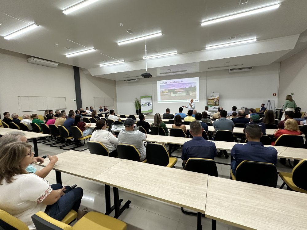 AGO da Transcooper destaca crescimento e perspectivas promissoras para 2024
