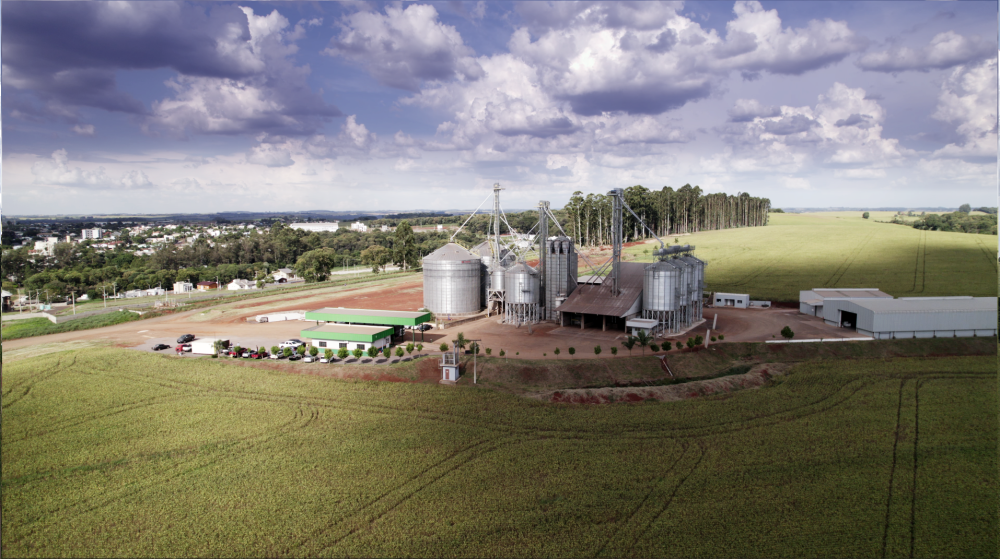 Produtores de Nonoai conhecem cooperativa em evento de apresenta��o 